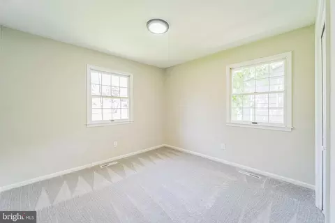 8013 Long Hill Rd, Pasadena, MD 21122 photo 21