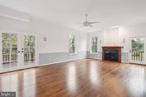 Living - 1825 Johnson Rd, Annapolis, MD 21409 photo 2 of 3