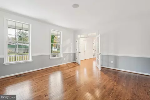 Entry Way - 1825 Johnson Rd, Annapolis, MD 21409 photo 2 of 4