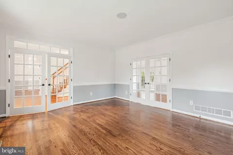 Living - 1825 Johnson Rd, Annapolis, MD 21409 photo 1 of 3