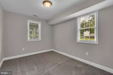 Bedroom - 917 Beales Trl, Pasadena, MD 21122 photo 2 of 2