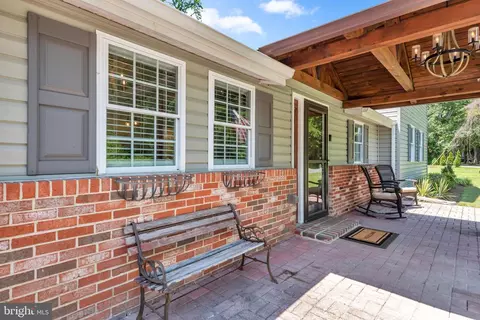 Exterior - 917 Beales Trl, Pasadena, MD 21122 photo 3 of 11