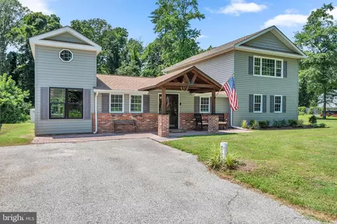 Exterior - 917 Beales Trl, Pasadena, MD 21122 photo 1 of 11