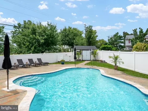 Exterior - 435 Applegate Ct, Linthicum, MD 21090 photo 5 of 10