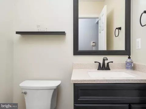 Bath - 435 Applegate Ct, Linthicum, MD 21090 photo 1 of 6