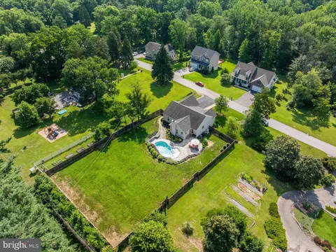 View/Area - 7156 Ohio Ave, Hanover, MD 21076 photo 2 of 14