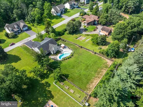View/Area - 7156 Ohio Ave, Hanover, MD 21076 photo 4 of 14