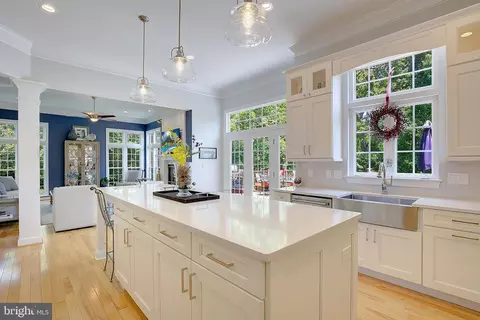 Kitchen - 210 Bowen Ct, Annapolis, MD 21401 photo 2 of 8