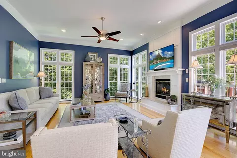 Living - 210 Bowen Ct, Annapolis, MD 21401 photo 2 of 7
