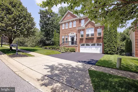 Exterior - 210 Bowen Ct, Annapolis, MD 21401 photo 1 of 5