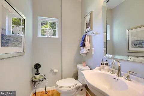 Bath - 210 Bowen Ct, Annapolis, MD 21401 photo 1 of 7
