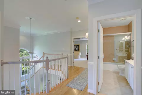 Entry Way - 210 Bowen Ct, Annapolis, MD 21401 photo 7 of 8