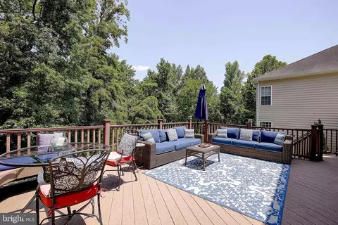 Exterior - 210 Bowen Ct, Annapolis, MD 21401 photo 3 of 5