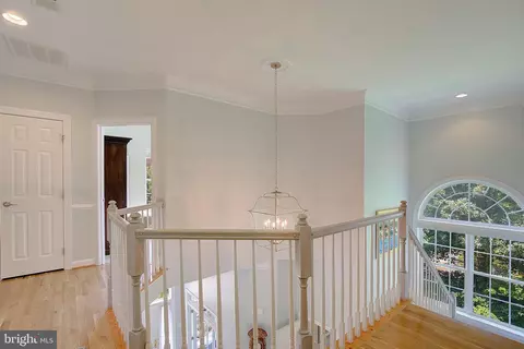 Entry Way - 210 Bowen Ct, Annapolis, MD 21401 photo 6 of 8