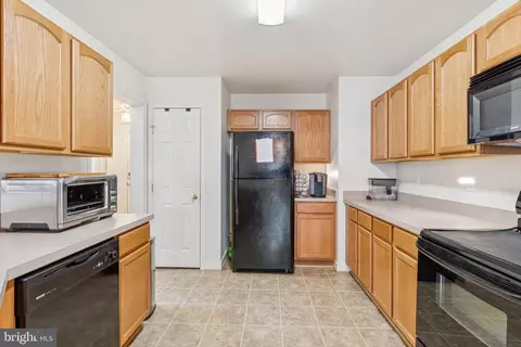 7821 A Outing Ave, Pasadena, MD 21122 photo 8