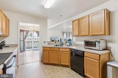 7821 A Outing Ave, Pasadena, MD 21122 photo 7