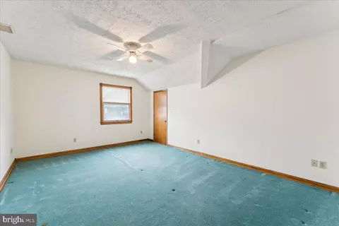 Bedroom - 6047 Melbourne Ave, Deale, MD 20751 photo 7 of 8