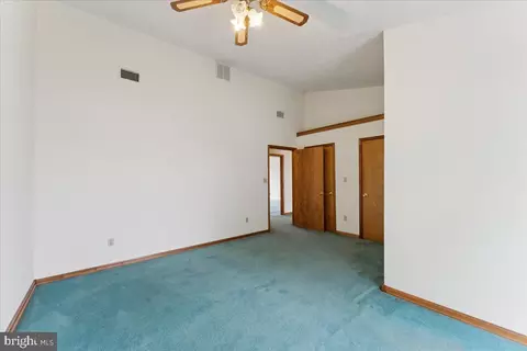 Bedroom - 6047 Melbourne Ave, Deale, MD 20751 photo 4 of 8