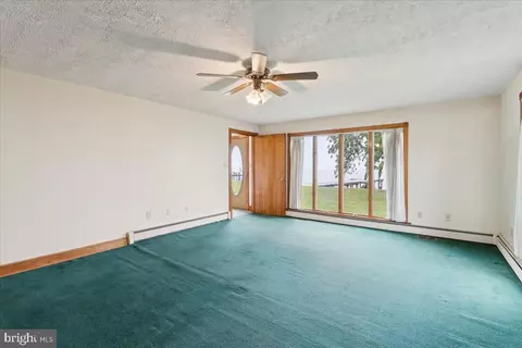 Living - 6047 Melbourne Ave, Deale, MD 20751 photo 1 of 9