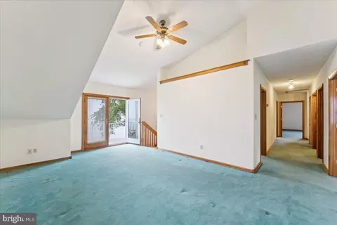 Entry Way - 6047 Melbourne Ave, Deale, MD 20751 photo 3 of 4