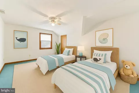 Bedroom - 6047 Melbourne Ave, Deale, MD 20751 photo 6 of 8