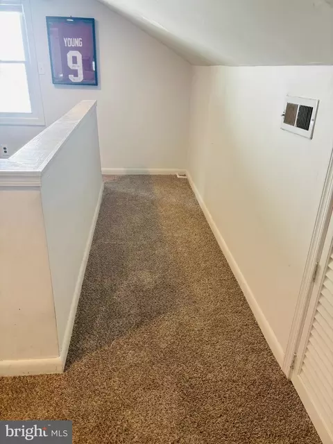 Entry Way - 217 Lakeview Ave, Edgewater, MD 21037 photo 1 of 1