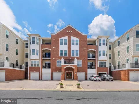 8615 Fluttering Leaf Trl #404, Odenton, MD 21113