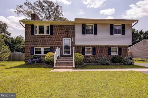 Exterior - 909 Beech Tree Rd, Severn, MD 21144 photo 2 of 6