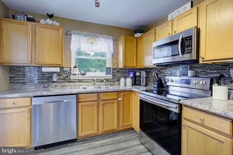 Kitchen - 909 Beech Tree Rd, Severn, MD 21144 photo 3 of 3