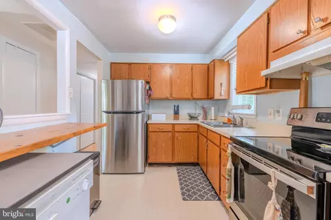 Kitchen - 1179 Maple Ave, Shady Side, MD 20764 photo 1 of 2