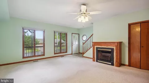 Living - 1718 Quantico Rd, Edgewater, MD 21037 photo 1 of 4