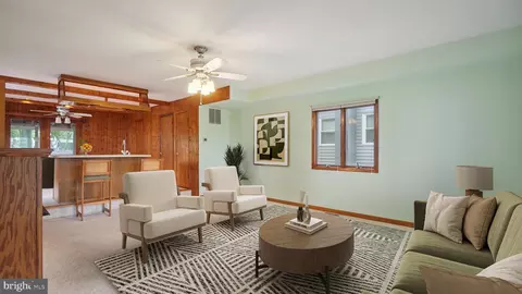 Living - 1718 Quantico Rd, Edgewater, MD 21037 photo 4 of 4