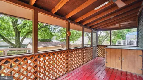 Exterior - 1718 Quantico Rd, Edgewater, MD 21037 photo 6 of 11