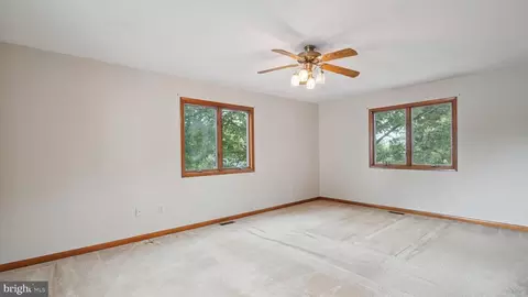 Bedroom - 1718 Quantico Rd, Edgewater, MD 21037 photo 1 of 7