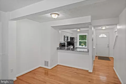 8059 Wolsey Ct, Pasadena, MD 21122 photo 8