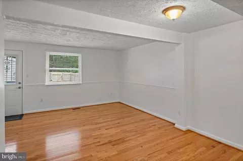 8059 Wolsey Ct, Pasadena, MD 21122 photo 9