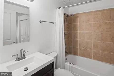 8059 Wolsey Ct, Pasadena, MD 21122 photo 25