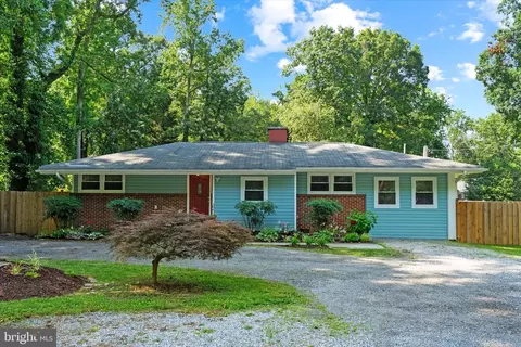 773 Central Ave E, Edgewater, MD 21037