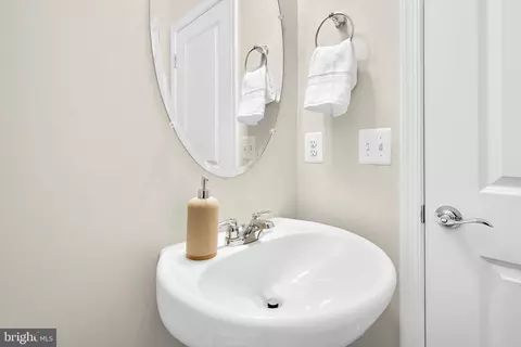 Bath - 3483 Cormorant Dr, Laurel, MD 20724 photo 1 of 3
