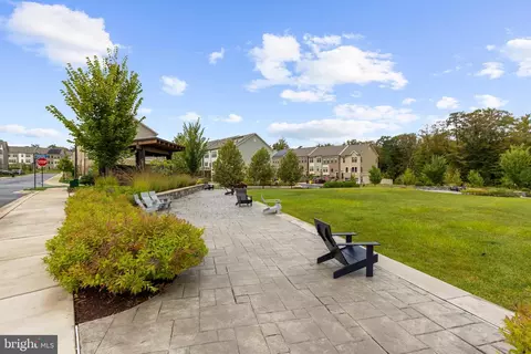 Exterior - 3483 Cormorant Dr, Laurel, MD 20724 photo 2 of 7