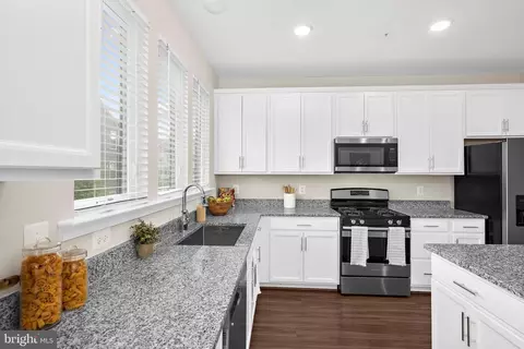 Kitchen - 3483 Cormorant Dr, Laurel, MD 20724 photo 6 of 6