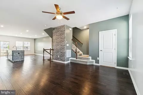 Entry Way - 2932 Hebron Ln, Hanover, MD 21076 photo 4 of 7