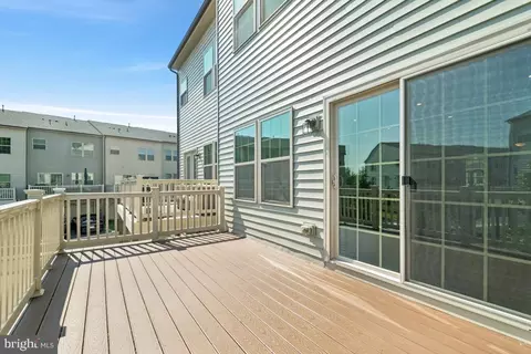 Exterior - 2932 Hebron Ln, Hanover, MD 21076 photo 2 of 2