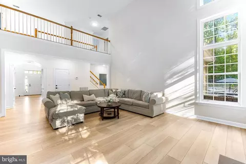 Living - 3754 Colliers Dr, Edgewater, MD 21037 photo 5 of 5