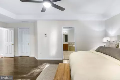 Bedroom - 3754 Colliers Dr, Edgewater, MD 21037 photo 2 of 7