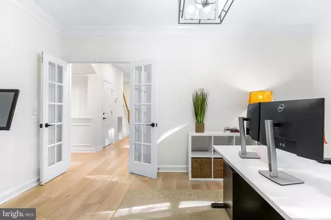 Entry Way - 3754 Colliers Dr, Edgewater, MD 21037 photo 5 of 15