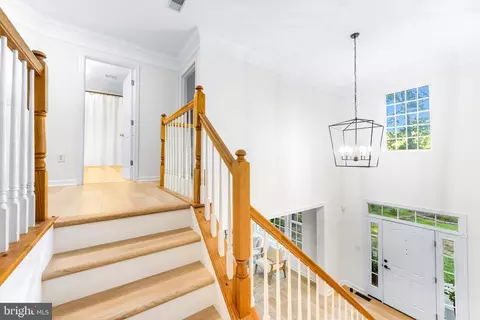 Entry Way - 3754 Colliers Dr, Edgewater, MD 21037 photo 12 of 15