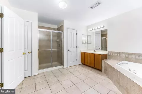 Other - 3754 Colliers Dr, Edgewater, MD 21037 photo 3 of 17