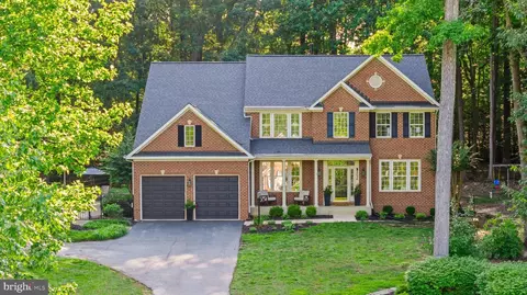 Exterior - 3754 Colliers Dr, Edgewater, MD 21037 photo 2 of 18