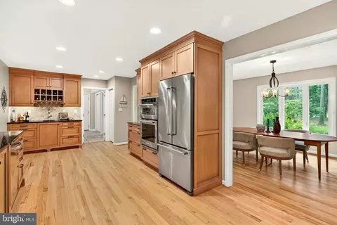 1012 Placid Ct, Arnold, MD 21012 photo 11